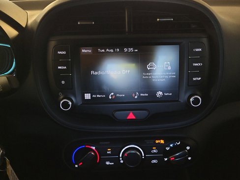 Used 2023 Kia Soul LX image 25