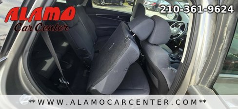 Used 2019 Kia Sorento FWD V6 image 26