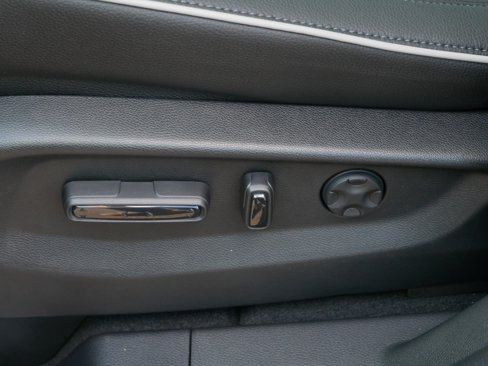 New 2026 Honda Odyssey Touring image 16