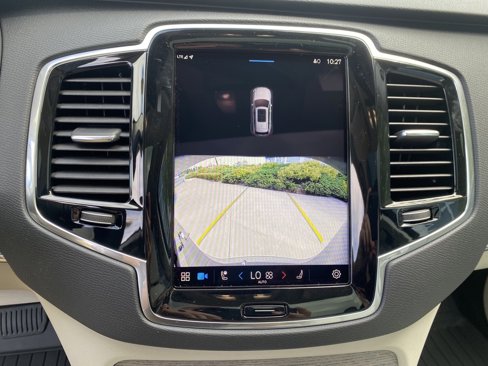 Certified 2025 Volvo XC90 T8 Plus w/ Protection Package Premier image 24
