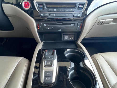 Used 2020 Honda Pilot Touring image 27
