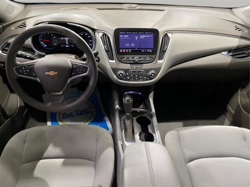 Used 2020 Chevrolet Malibu LT image 17