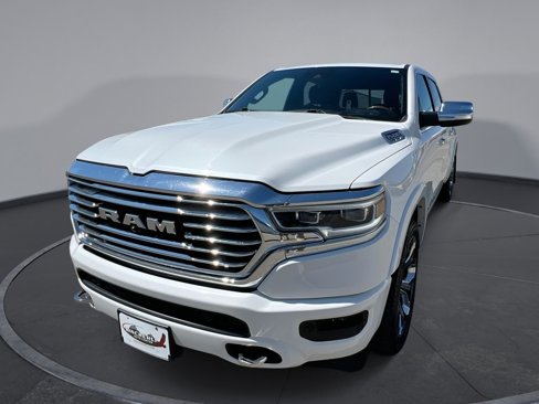 Used 2022 RAM 1500 Limited image 1