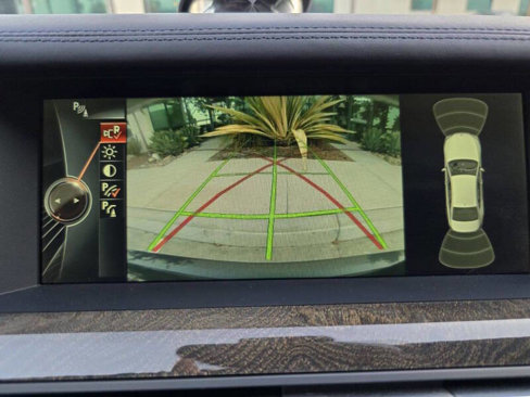 Used 2012 BMW 750Li image 37