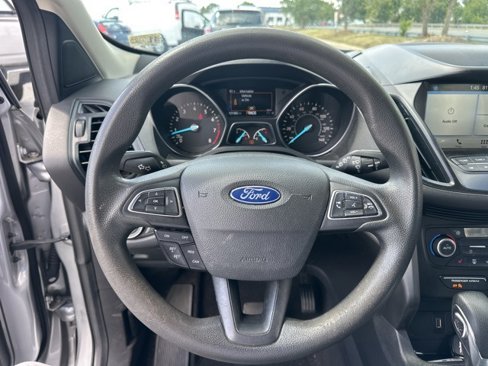 Used 2019 Ford Escape SE image 10