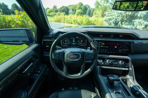 Used 2023 GMC Sierra 1500 AT4 image 15