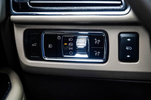 Used 2024 Lincoln Navigator Reserve w/ Monochromatic Package image 28
