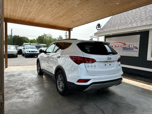Used 2017 Hyundai Santa Fe Sport image 10