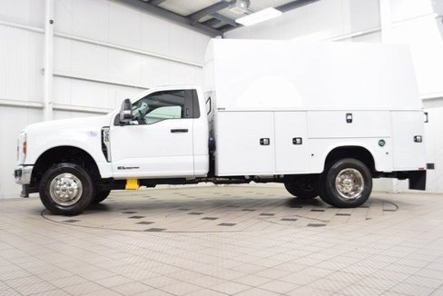 Used 2024 Ford F350 XLT w/ XLT Value Package image 4