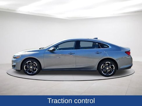 Used 2024 Chevrolet Malibu LT image 4