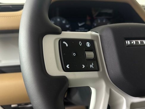 New 2026 Land Rover Defender 110 S image 34