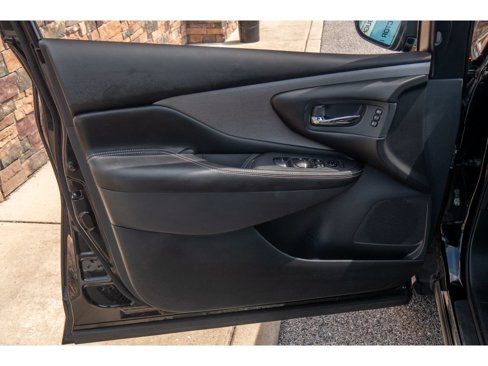 Used 2024 Nissan Murano SL image 9