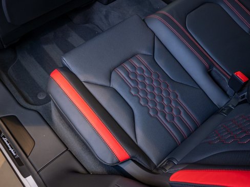 Used 2023 Lamborghini Urus S image 16