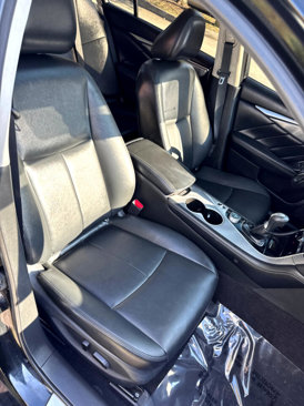 Used 2017 INFINITI Q50 3.0t Premium w/ Cargo Package (L95) image 19