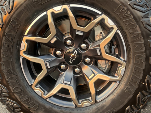 New 2026 Chevrolet Colorado ZR2 w/ Technology Package image 25