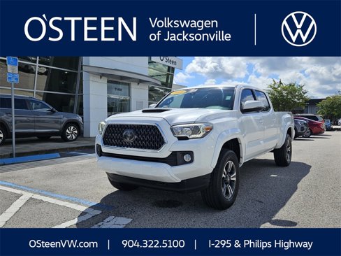 Used 2018 Toyota Tacoma TRD Sport image 1