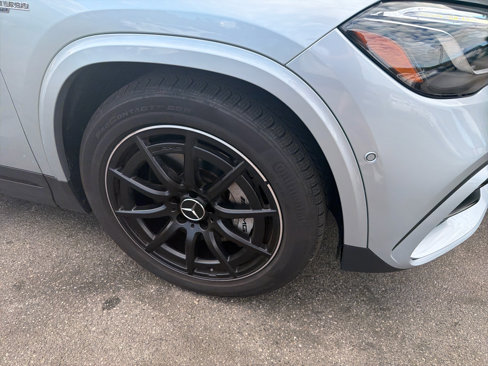 Used 2024 Mercedes-Benz GLA 35 AMG 4MATIC image 4