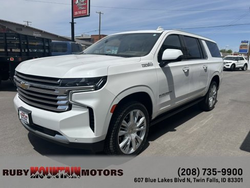 Used 2021 Chevrolet Suburban High Country w/ Premium Package image 3
