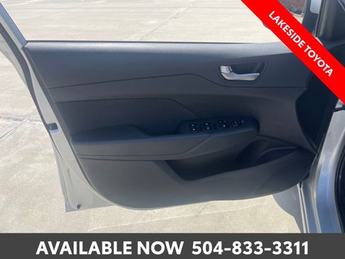 Used 2021 Hyundai Accent SE image 21