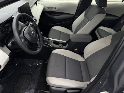 Certified 2025 Toyota Corolla LE image 4