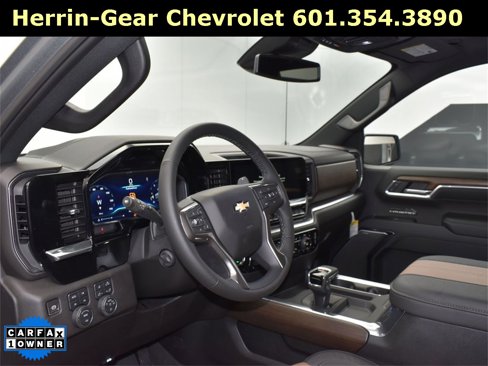 Used 2024 Chevrolet Silverado 1500 High Country w/ High Country Premium Package image 13