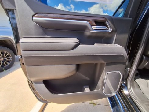 New 2025 GMC Sierra 1500 SLT w/ SLT Premium Package image 23