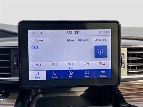 Used 2024 Ford Explorer Limited image 16