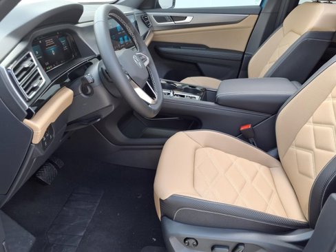 New 2025 Volkswagen Atlas Cross Sport SE image 10