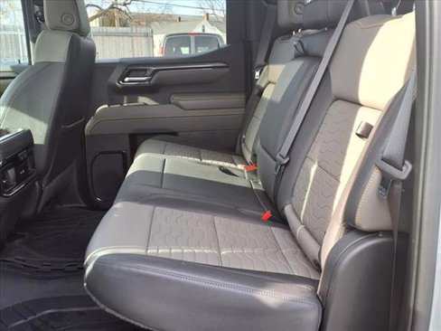 Used 2023 Chevrolet Silverado 1500 ZR2 image 30