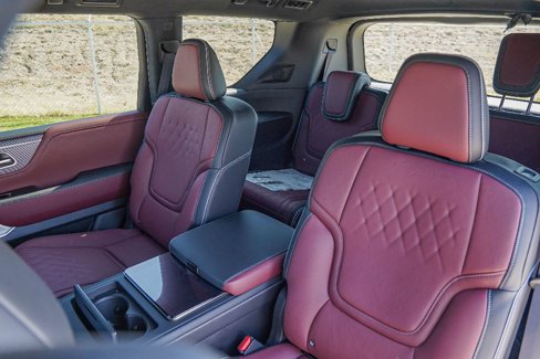 New 2026 INFINITI QX80 Autograph w/ Premium Cargo Package image 27