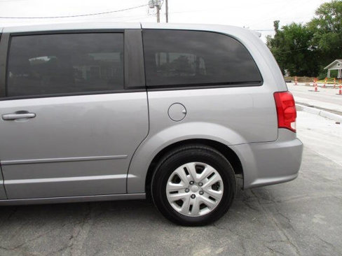 Used 2016 Dodge Grand Caravan SE w/ Quick Order Package 29E SE image 12