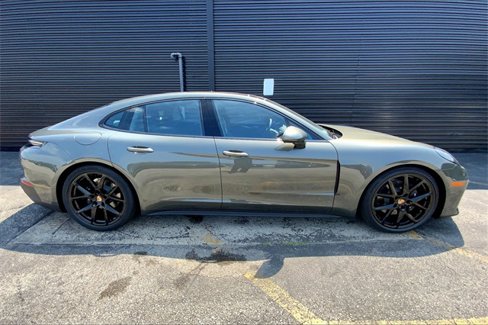 New 2025 Porsche Panamera 4 image 11