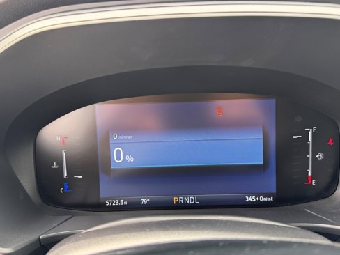 Used 2025 Ford Escape SE image 21