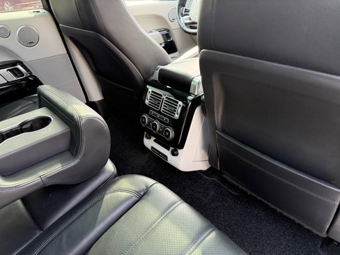 Used 2016 Land Rover Range Rover HSE image 34