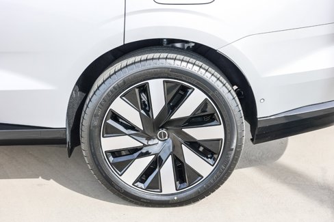 New 2025 Volvo EX90 Ultra image 9