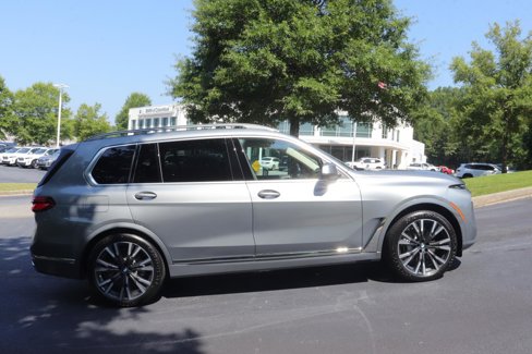 New 2026 BMW X7 xDrive40i image 9