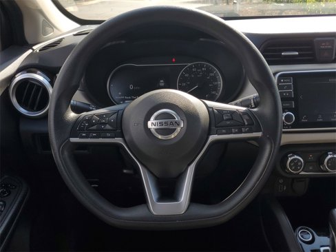Used 2021 Nissan Versa SV image 26