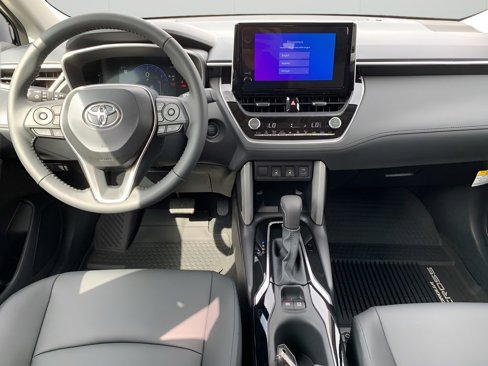 New 2025 Toyota Corolla Cross XLE image 15