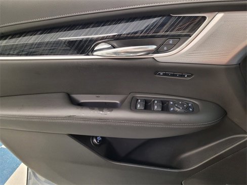 Certified 2024 Cadillac XT6 Premium Luxury w/ Technology Package image 27