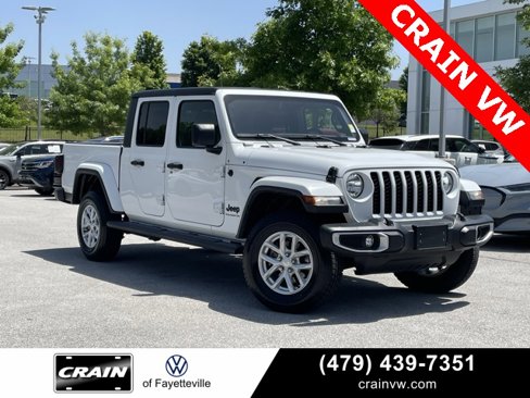 Used 2023 Jeep Gladiator Sport image 1