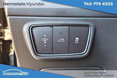 Certified 2024 Hyundai Santa Cruz SEL image 17