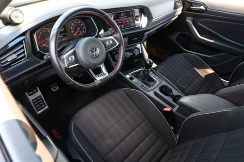 Used 2019 Volkswagen Jetta GLI image 4
