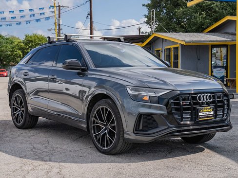Used 2021 Audi SQ8 Premium Plus w/ SQ8 Black Optic Package image 3