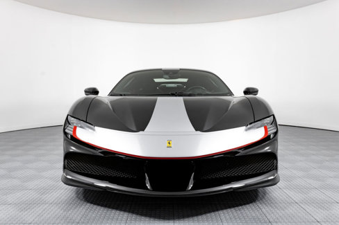 Used 2022 Ferrari SF90 Stradale image 8