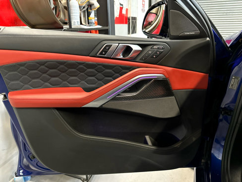 Used 2022 BMW X6 M Competition w/ Competition Package image 17