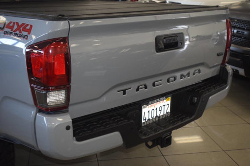 Used 2019 Toyota Tacoma TRD Off-Road image 21
