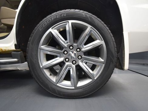 Used 2015 Chevrolet Tahoe LTZ image 14