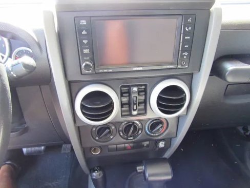Used 2008 Jeep Wrangler Unlimited Sahara w/ Trailer Tow Group image 10