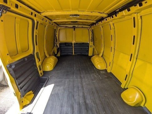 Used 2023 Chevrolet Express 2500 image 17
