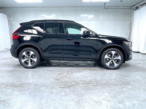 New 2026 Volvo XC40 B5 Plus w/ Protection Package Premier image 2
